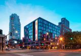 Moxy Chicago Downtown
