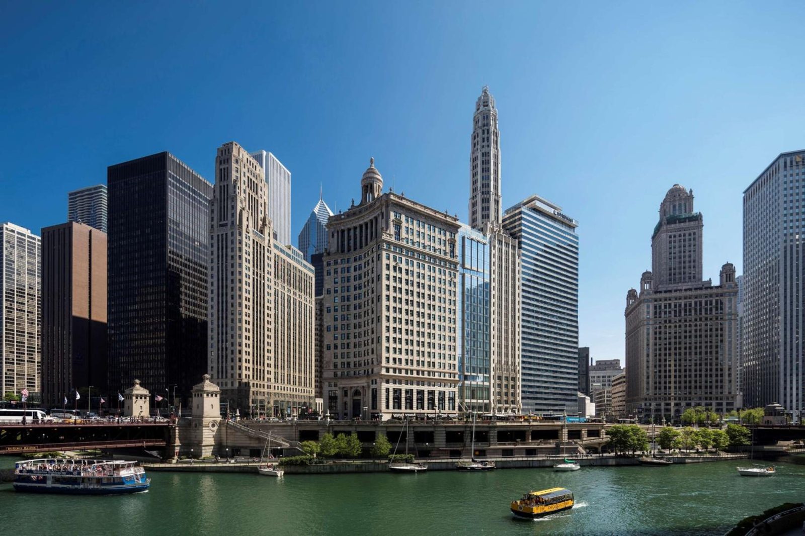 LondonHouse Chicago, Curio Collection by Hilton — photo 2
