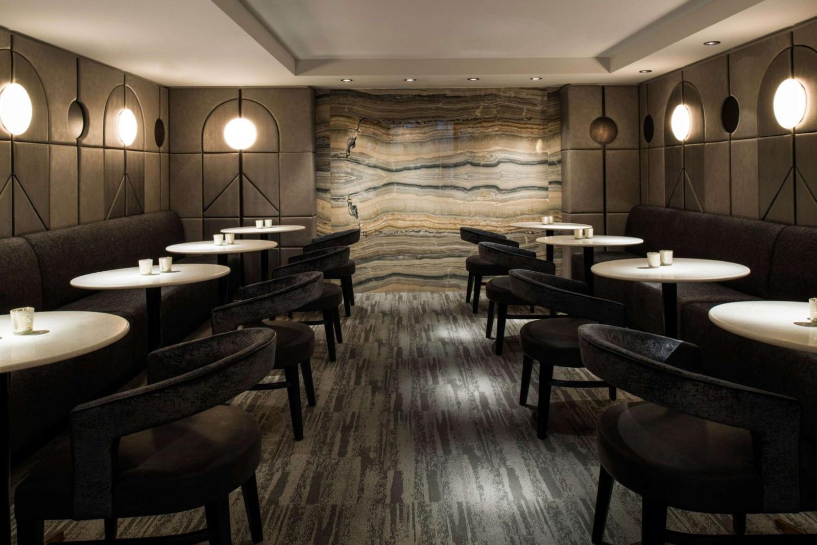 LondonHouse Chicago, Curio Collection by Hilton — photo 3
