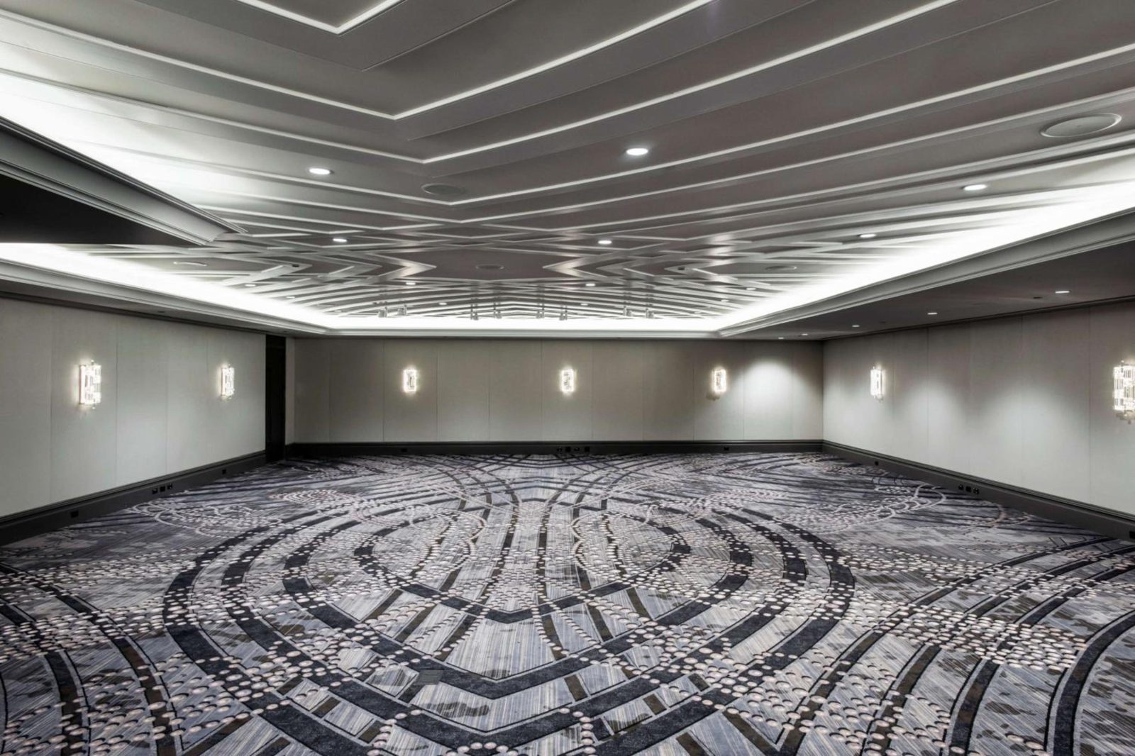 LondonHouse Chicago, Curio Collection by Hilton — photo 7