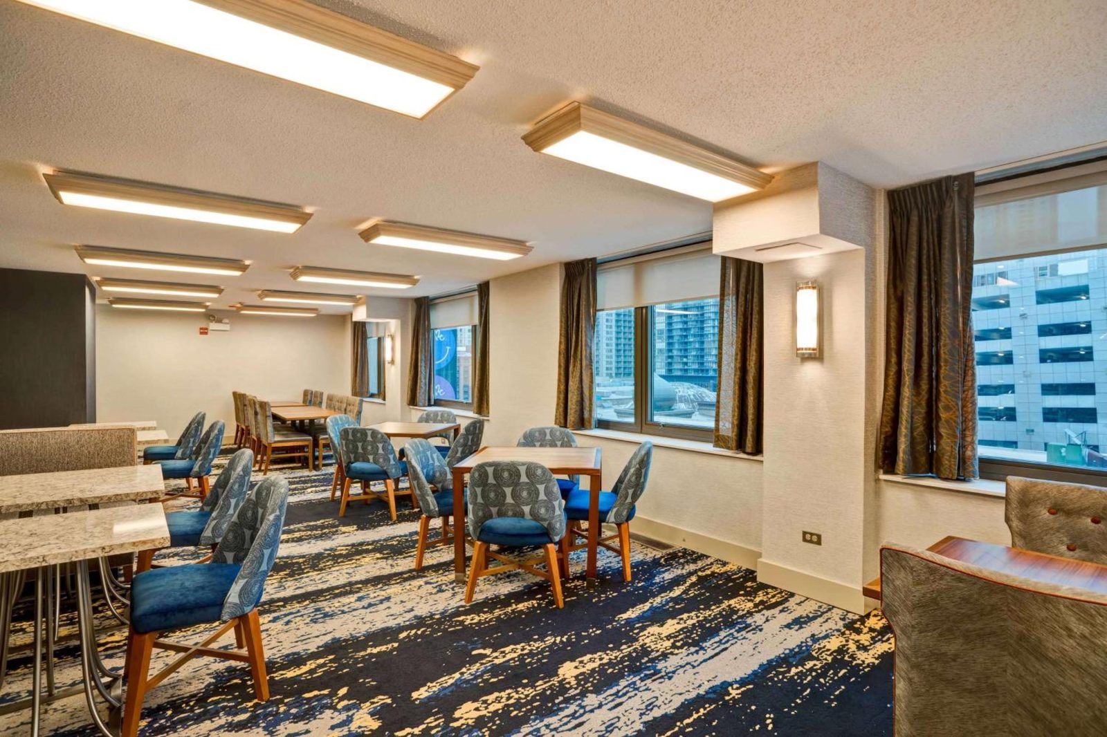 Homewood Suites by Hilton Chicago-Downtown — photo 6