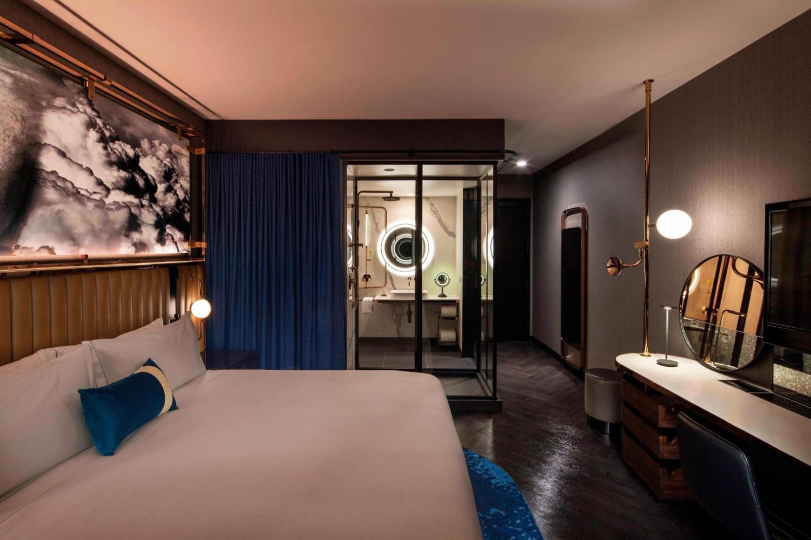 Hotel EMC2, Autograph Collection — photo 6