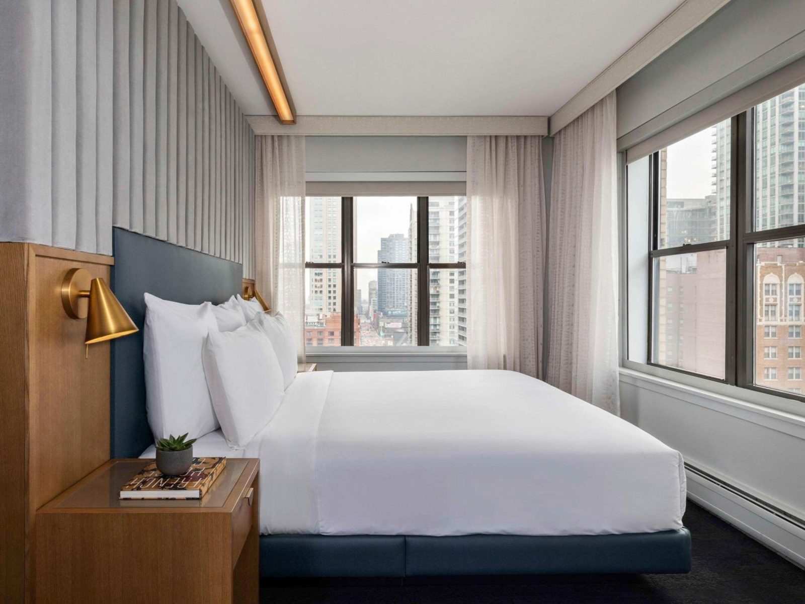 Hotel 55 Chicago Downtown — photo 7
