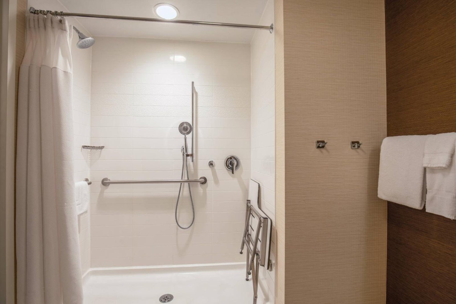 Fairfield Inn and Suites Chicago Downtown-River North — photo 5